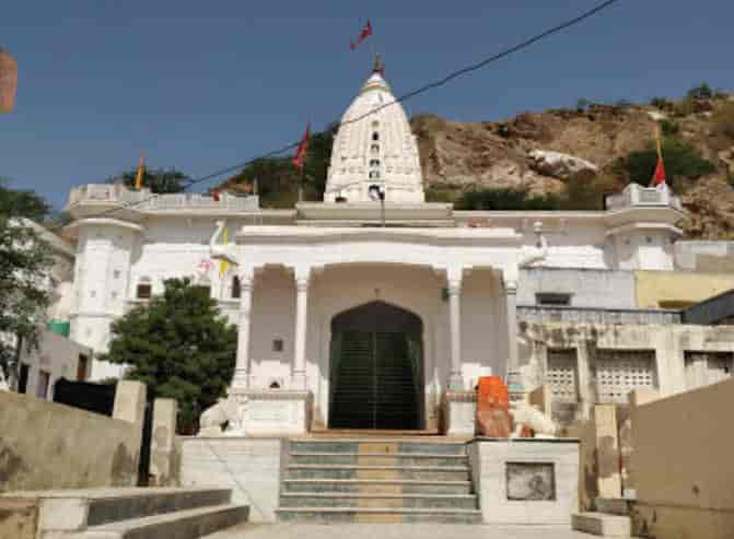 Sambhar Lake Temple – Sacred Shakambhari Devi Mandir
