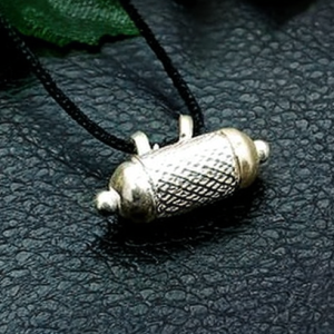 Karma Dosha Yantra Amulet – Tantrik Vedic Remedy